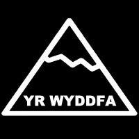 Crys T a Hoodies Yr Wyddfa